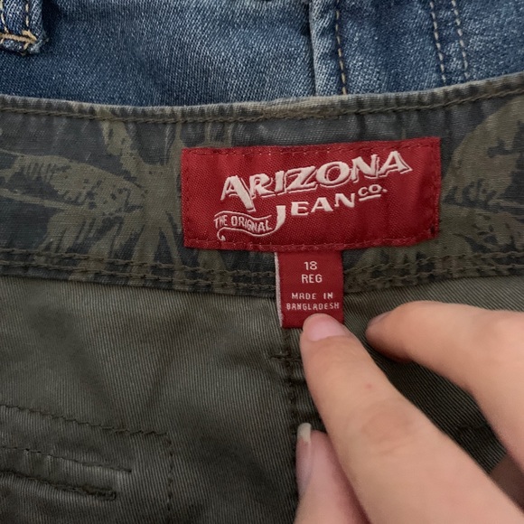 Bundle of boy size 18R clothes - Picture 4 of 8